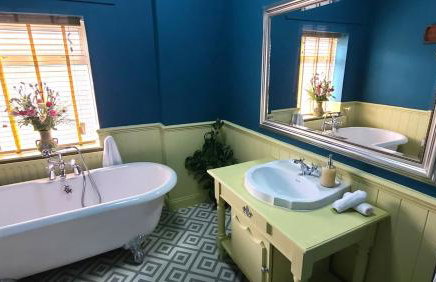 Paget Cottage a cosy and comfy 2 bedroom cottage with parking to the rear and a short drive from Cannock town centre - Foto 12