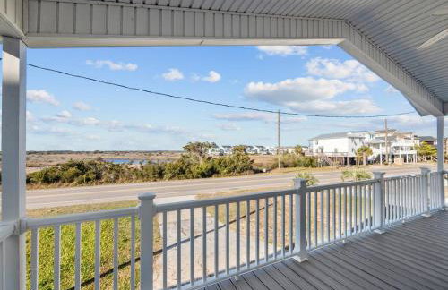 Pets OK Beach Home, Short Walk Beach Access, and Views - Foto 23