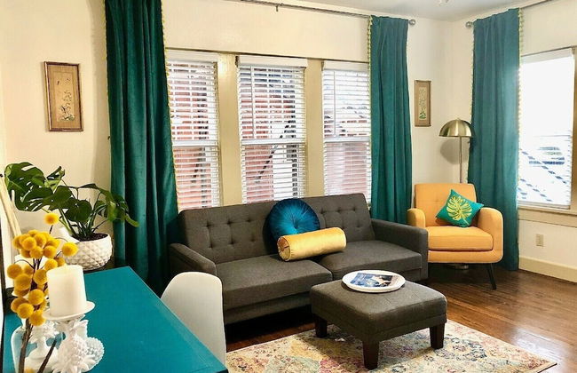 Evie's apartment - Photo 74