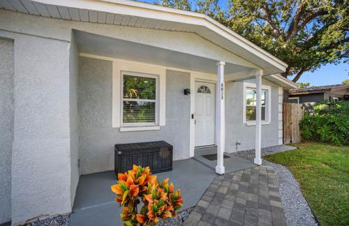 Family-Friendly Tampa Home with Heated Pool - Foto 76