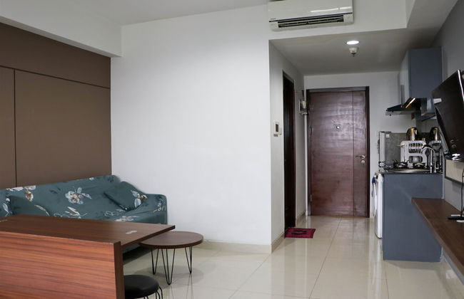 Beautiful Pool View Homey Spacious Studio At West Vista Apartment - Foto 11