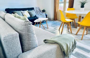 Amplio y luminoso apartamento Plz de la Merced - Photo 3