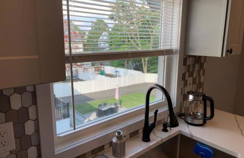 Newly renovated 4 bedroom apartment near downtown. - Foto 28