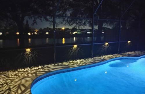 279 square meter luxury waterfront home, private pool 15 minutes from Disney! - Foto 22