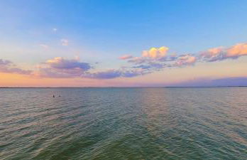 Cozy Coastal Retreat - Foto 20