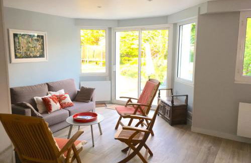 KERJACNINE, à 300 m du port, maison 7 couchages avec grand jardin - Foto 6