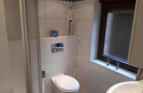 Standardzimmer nahe Messe und Airport - Foto 14