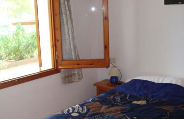 Beautiful detached air-conditioned villa close to sandy beach, shops and restaurants - Foto 18