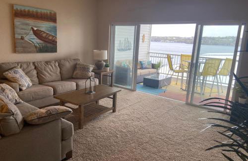 Beautiful Lakeside Oasis - Foto 7