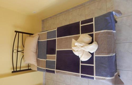 Angela s Apartment With Beautiful Balcony View - Photo 49