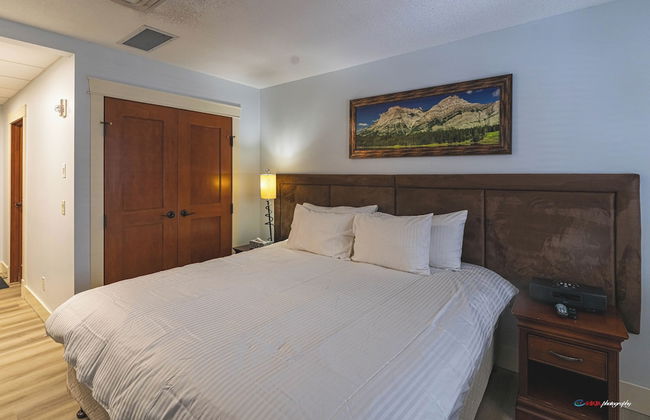 Solara Hotel room with Pool-Hot tub-Gym - Photo 3