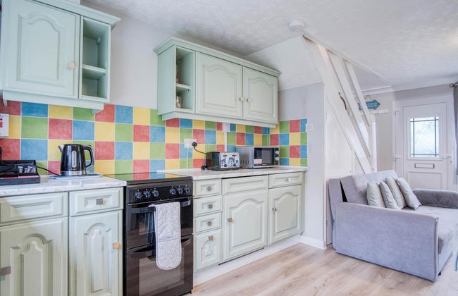 Swanbrook - 2 Bedroom Chalet- Freshwater East - Foto 11