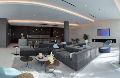 BRAND NEW TOP FLOOR IN THE HEART OF MIAMI - Foto 60