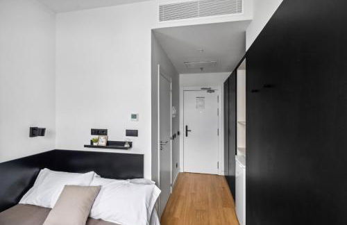 Home and Coliving Pamplona - Photo 57