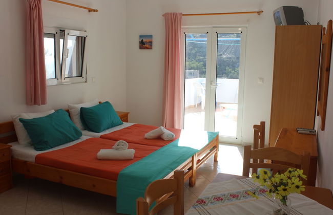 Aaron Studios Apartments - Photo 19