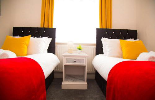 Lucky Home 24 - Ideal for Trade & Family - 2 Bedrooms - 3 Beds - Max 4 Guests - Close to BAE, Docks, Lake District, Beaches - Foto 24