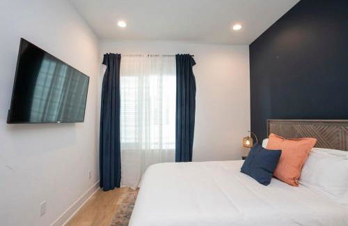 1 5 Miles to Broadway Rooftop Deck w City Views - Foto 16