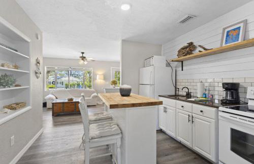 Comfortable Near AMI Patio BBQ - Foto 13