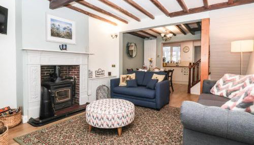 Chestnut Cottage - Photo 3