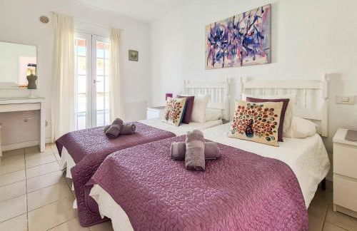 Stunning sea view villa with 6 bedrooms & heated pool - Villa Renaissance - Photo 24