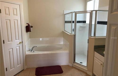 #465-Fabulous 5 bed villa with a south facing pool close to Disney and resort golfing - Foto 50