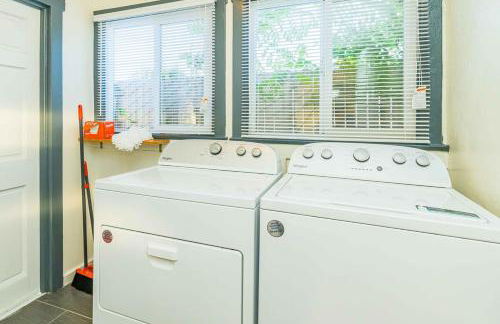 Newly Remodeled 3B2B House - Foto 11