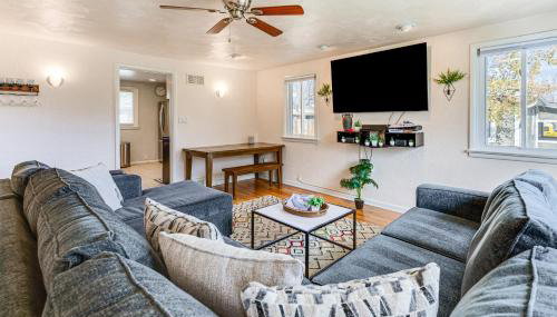 Walk to Old Town Lafayette! Cozy Couples Escape - Foto 1