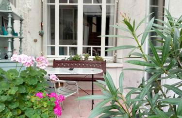 House at the foot of the castle of Fougeres - Foto 7