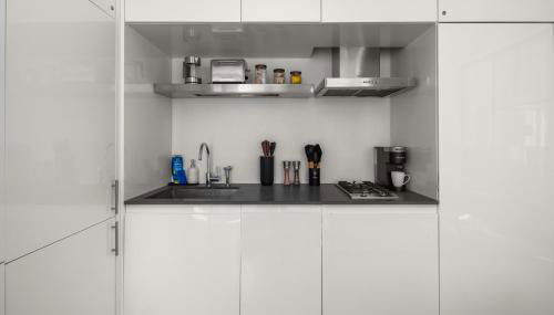 Times Square Studio King Bed Steps to Broadway - Foto 3