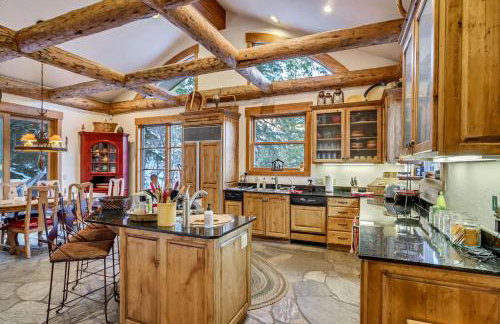 Sundance Splendor- 5-Bed Cabin Oasis with Majestic Mountain Views - Foto 37