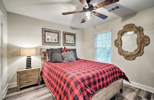 Modern Montgomery Home with Backyard, Deck, and Grill - Photo 23