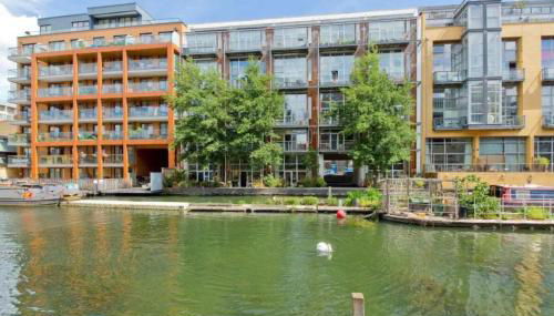 Incredible 2BD Loft by Regents Canal - Haggerston - Photo 4