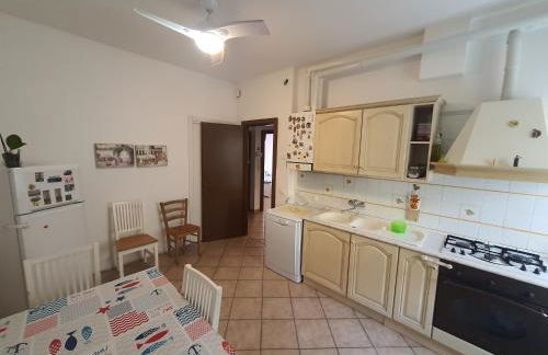 Appartamento in centro a 30m dal mare - Foto 7