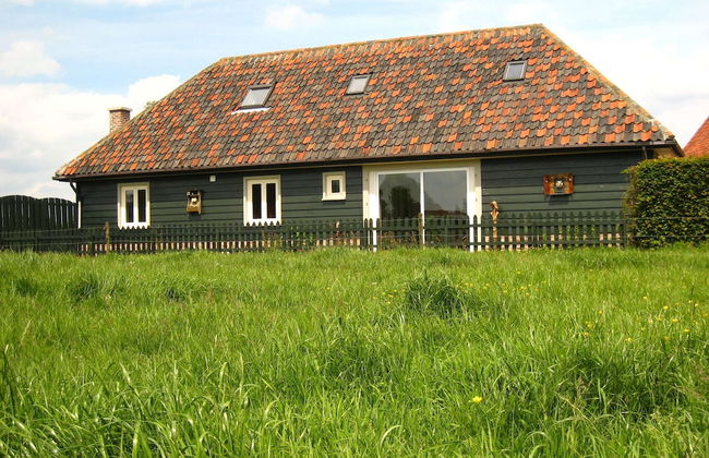 Holiday Home in Zele Near Laarne Castle - Photo 1