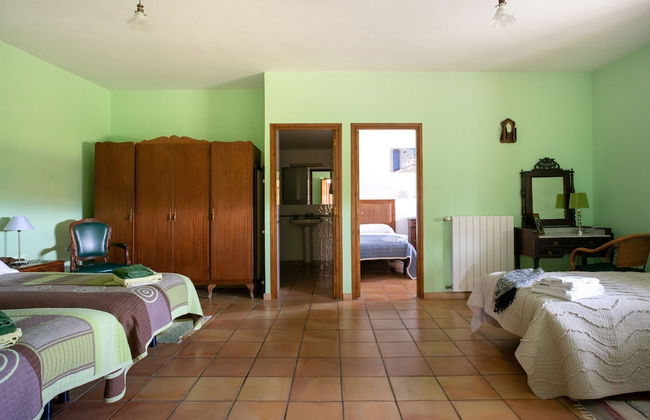 Vibranr Holiday Home in Aiguaviva With Swimming Pool - Foto 17