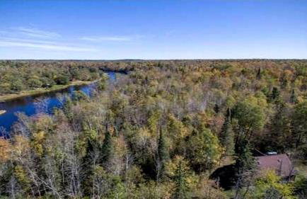 Beautiful and Secluded Cabin Rental with Views of Chippewa River near Hayward, Wisconsin - Foto 22