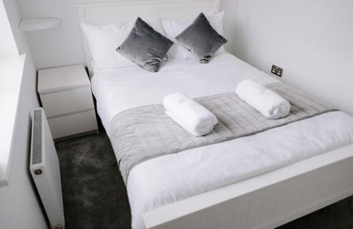 Gadbridge - 3 Bedroom House, parking and garden! - Foto 25