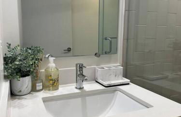 Luxury 2Bed/2Bath Apt in West Hollywood w/ Rooftop - Foto 21