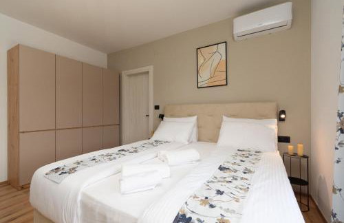 Modern 300m2 Villa - King Beds & Leisure Zone - Foto 28