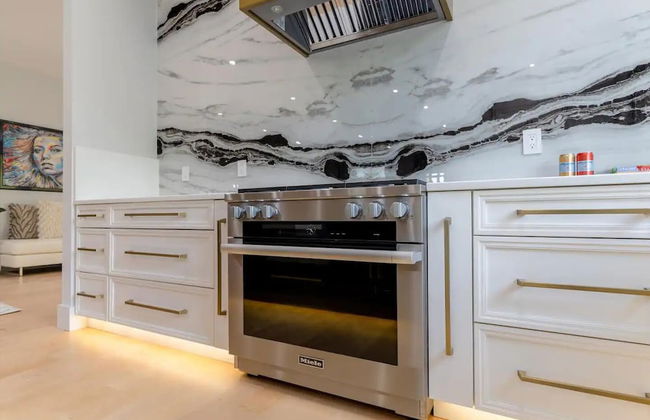 Luxury Clarendon 4-BR Homestay - McVeigh - Foto 24