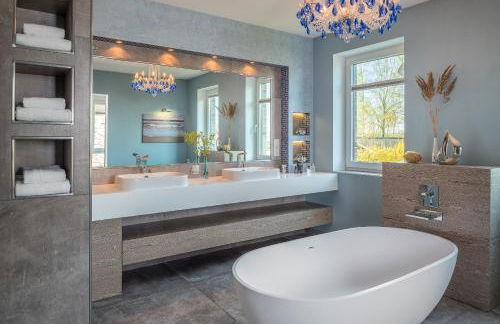 Villa Lotsenhäuser Rügen - Luxus Ferienhaus - 3 Schlafzimmer - Sauna - Dachterrasse mit Boddenblick - Foto 17