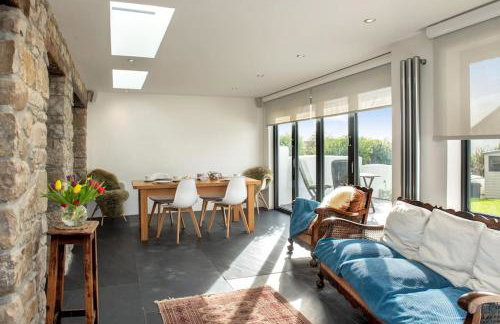 Luxury Cottage close to Cliffs & Surfing Beaches! - Photo 19