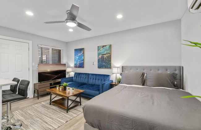 Stylish Studio Downtown Evonify - Foto 1