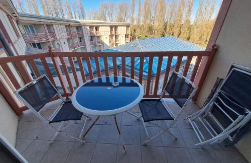 T2 apartment in residence with pool - Foto 9