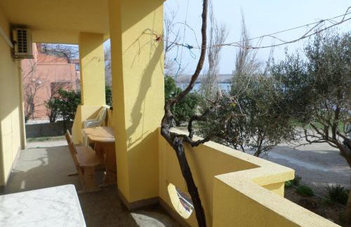 Apartments by the sea Dinjiska, Pag - 9386 - Foto 17