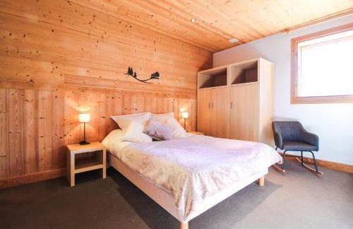 Vue panoramique sur les montagnes plein Sud - T2 Skis aux pieds, Piscine & Spa - Foto 8