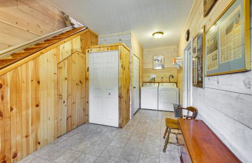 Historic Friendship Boat House Near Back River! - Foto 5