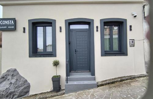 CONSTA Luxury House - Foto 1