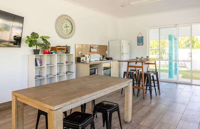 NRMA Bowen Beachfront Holiday Park - Foto 19
