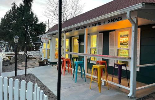 USAFA 5mi I Modern I Arcade I Quiet Area - Foto 40